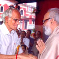 Felicitation of the sculptor